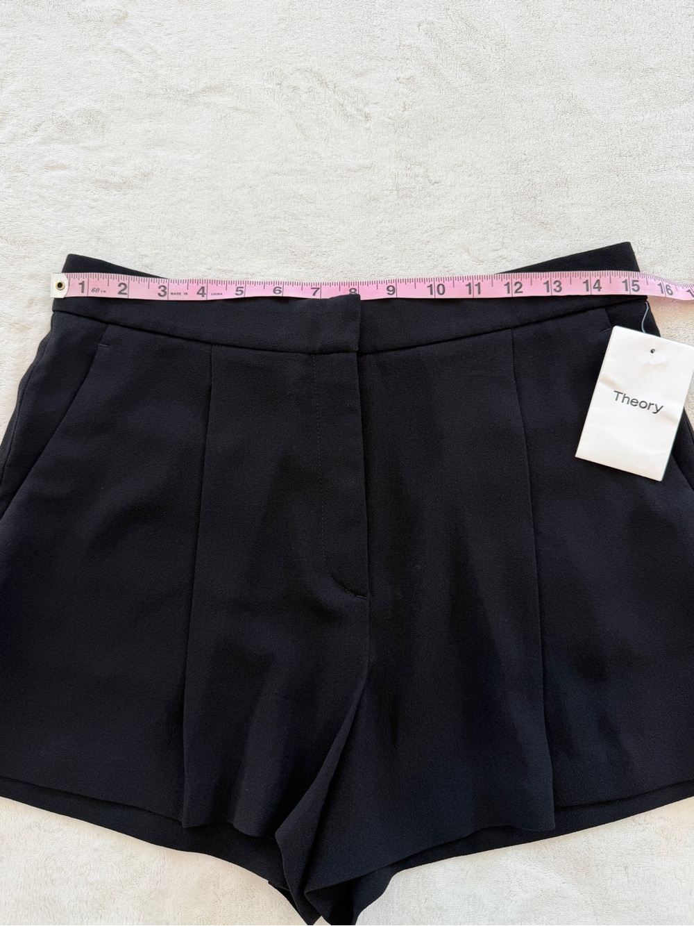 Theory Rosina Crepe Shorts - Picture 6 of 7